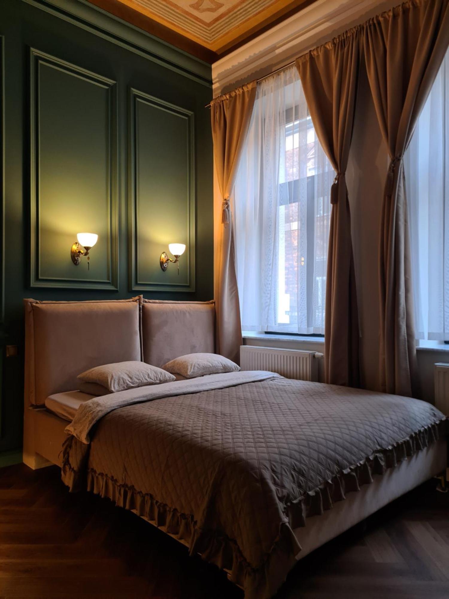 Art Jacuzzi Koletek Apartment Krakow Bagian luar foto